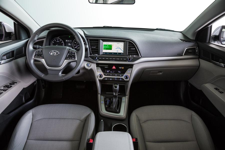  Hyundai Elantra Eco 2016 года  (фото 8 из 13)